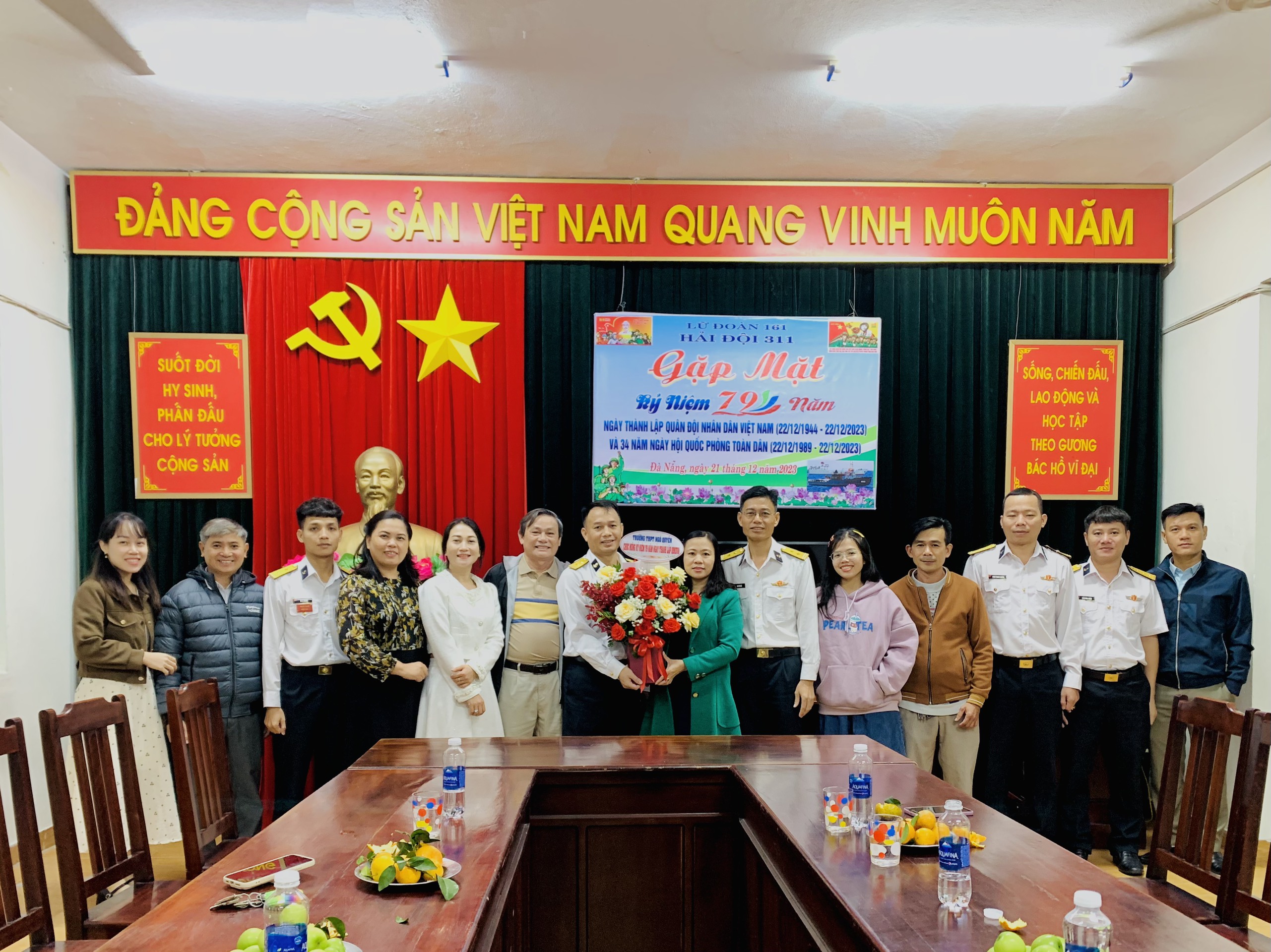 Chào mừng kỉ niệm 79 năm Ngày thành lập Quân đội nhân dân Việt Nam