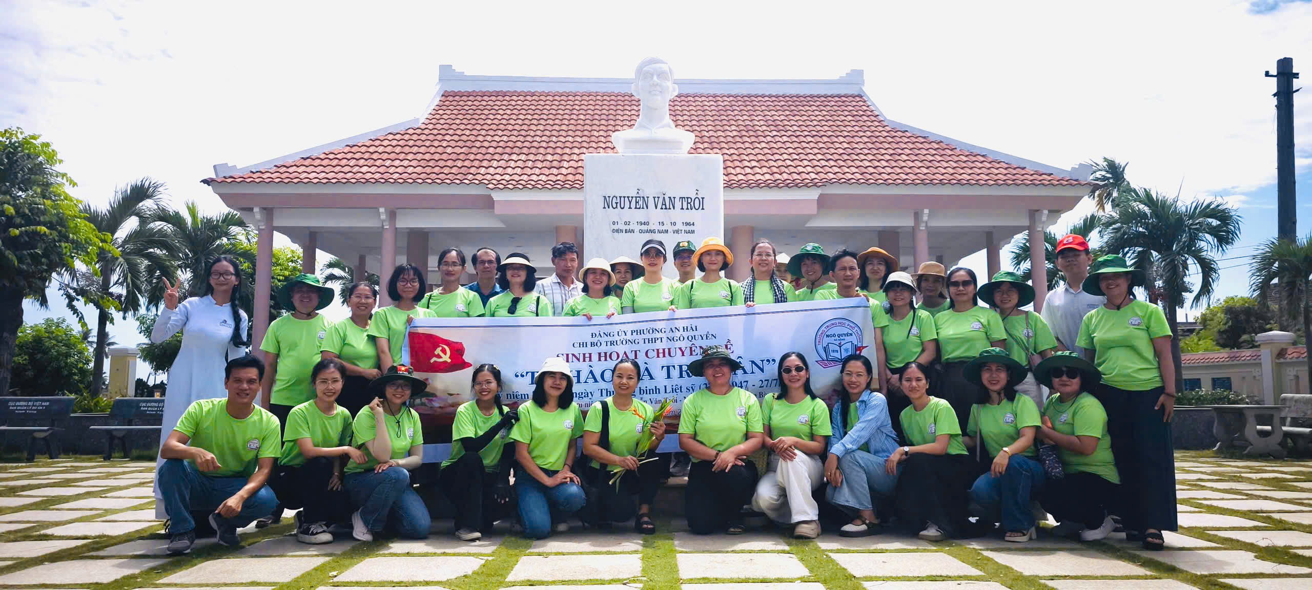 Sinh hoạt chuyên đề quý III năm 2026 với chủ đề “Tự hào và tri ân”.