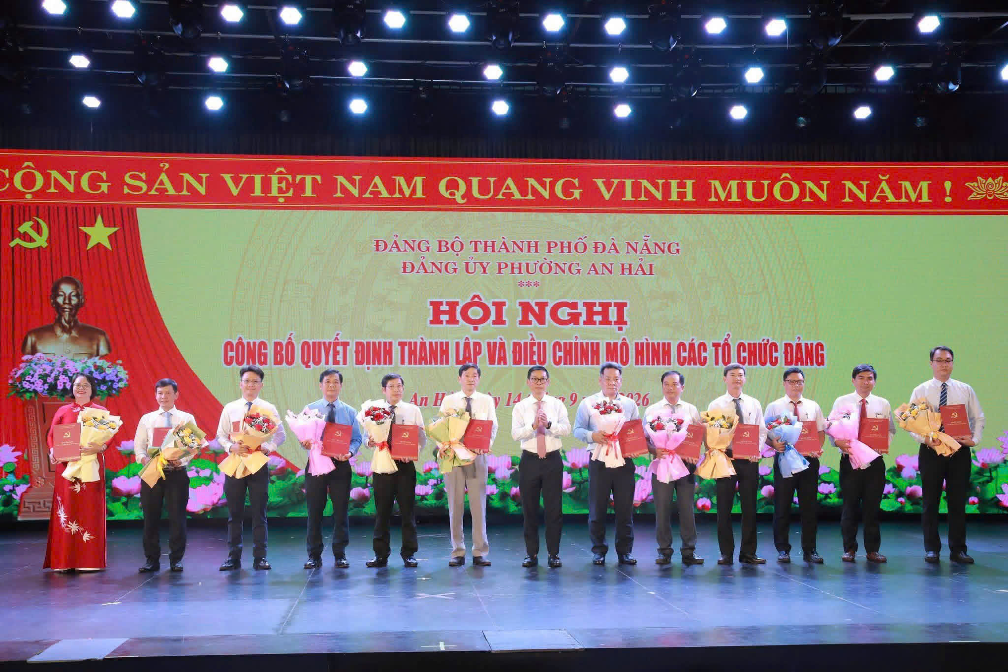 ĐẢNG ỦY PHƯỜNG AN HẢI CÔNG BỐ QUYẾT ĐỊNH THÀNH LẬP VÀ ĐIỀU CHỈNH MÔ HÌNH CÁC TỔ CHỨC ĐẢNG TRỰC THUỘC